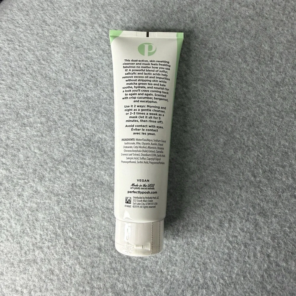Perfectly Posh Bundle BFF Exfoliating Face Wash, Masks Skin Resetting Two In One